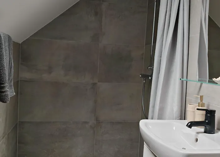 2 Dans Partage Proche De Strasbourg Homestay *